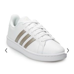 Women’s Adidas Sneakers